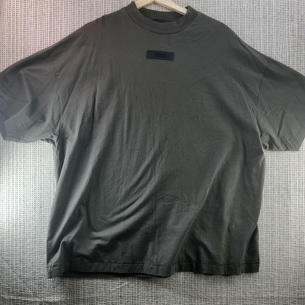 Fear Of God Essentials Shirt Mens Small Green Oversized Boxy Streetwear‎ Tee